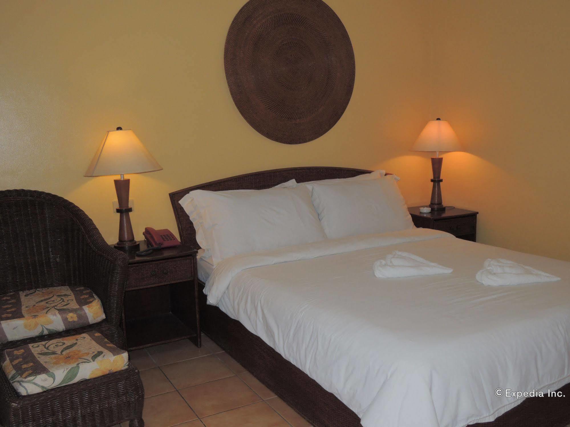 Elsalvador Beach Resort Maslog  Zewnętrze zdjęcie